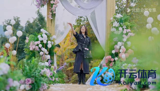 综艺《周五晚高疯》全员堕入“恋爱轮回” 高叶搭档王星越甜度超标