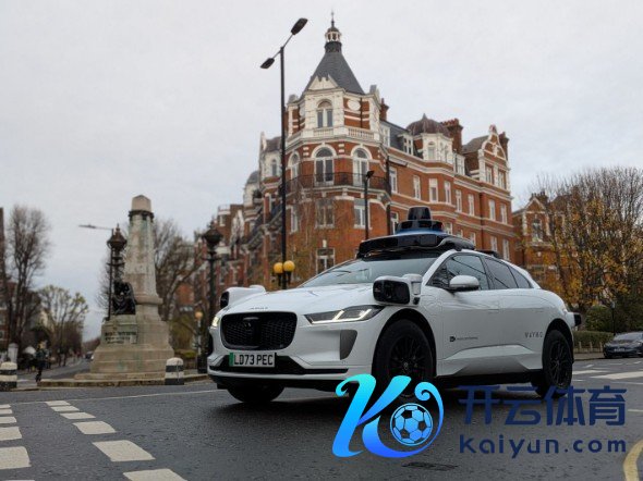 Waymo无东谈主出租车